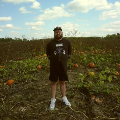 SSTTYTBand's profile picture. I’m Hew and this is my new band.