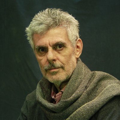 JairCorreiaArt's profile picture. Um artista que insiste em viver num mundo possível: sem fome, sem violência, onde a igualdade não é sonho, mas realidade para todos.