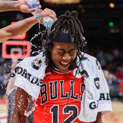 snatchback_3's profile picture. Lord knows I am not strong, but He knows I am not weak either.
My intuition is telling me there’ll be better days.
#SeeRed