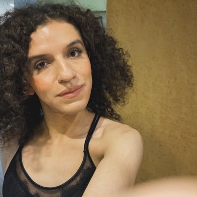 sarahcachanilla's profile picture. De la ciudad que capturó el sol.