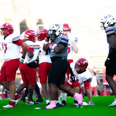 Kennyezeji11's profile picture. CO’2027 DT/NG|3.8 GPA | 6’0| 255lbs| kennyezeji029@gmail.com| 832-704-9693| 400lb bench| 315lb PC|