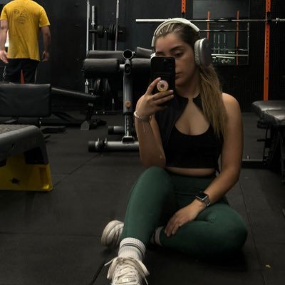 AlexaLI16's profile picture. Así como el día sigue a la noche, cada final anuncia un comienzo nuevo.