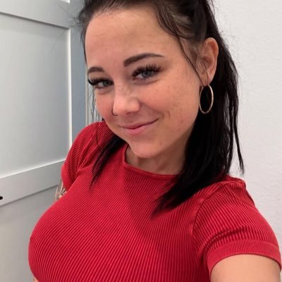 spiranac49445's profile picture. Just me. Real talk & advice only. I'm here to listen to what you can't share on the main page. If I followed you, I need your thoughts. Keep it on the low. 🤫