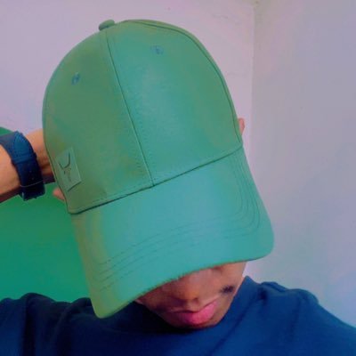 flaxxlegacy's profile picture. 📍Earth (Temporarily) 📸 Aesthetic mess with a playlist for every mood 🥂 Toasting to life, one vibe at a time