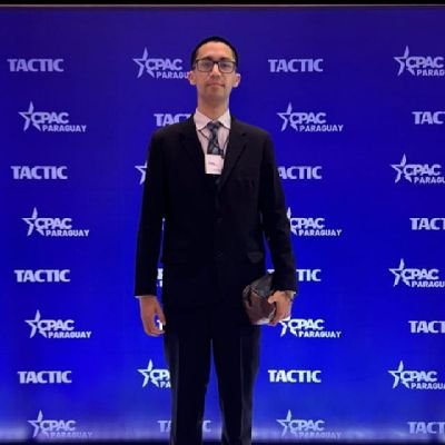 jodeleon97's profile picture. Abogado y político