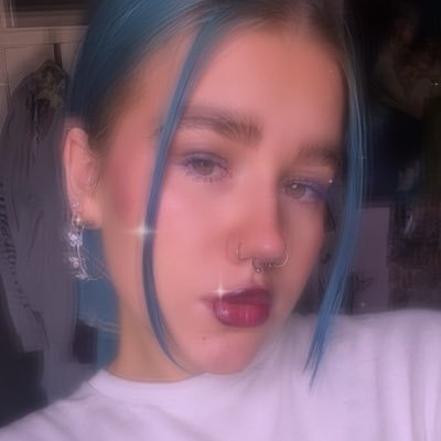 rox9nne's profile picture. 24 she/her