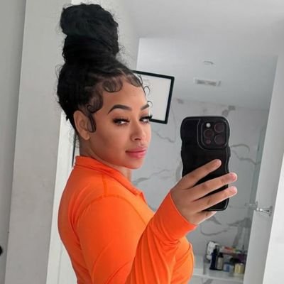 Kate84577827305's profile picture. 
