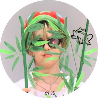 froggytthew's profile picture. spreading the froggytthew agenda #석매튜 admin: @Evilmattparkz | DMs are open! 🐸 your friendly dealer of any and all ot9 animal representations 😌