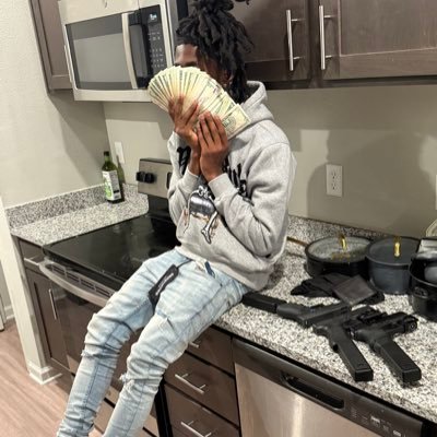 qdtj_'s profile picture. 