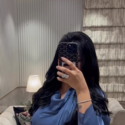 qu_7q's profile picture. 