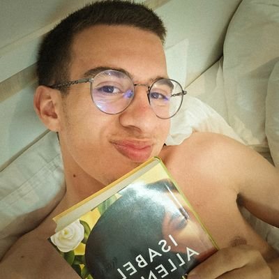 jequitibaa's profile picture. 💌 fichamentos :)