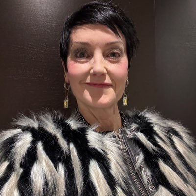@Laurie_13645