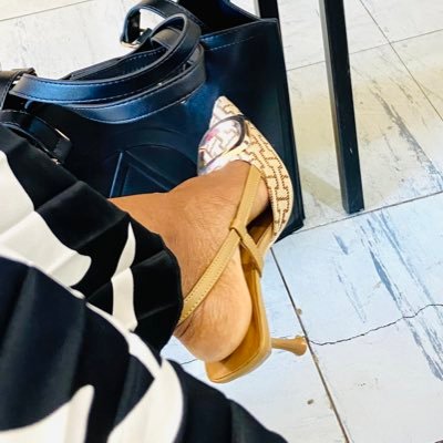 Pewah9's profile picture. M’kwanekamba💚| Ehangano - 290❤️| I DO NOT EXIST 😶| https://t.co/gdvT9QmVkB(Adele’s Kitchen catalog)