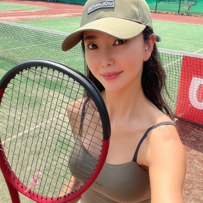 Elegant3690m's profile picture. | Cat lover 🐱 |Travel addict ✈️  |Cycling enthusiasts| Hope for world peace 🇺🇸 | No DMs 🚫 No Porn 🚫 NO encryption🚫 Follow = Follow Back 💯