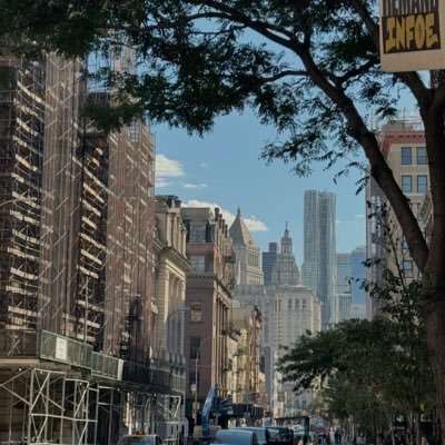 ayca9870's profile picture. 