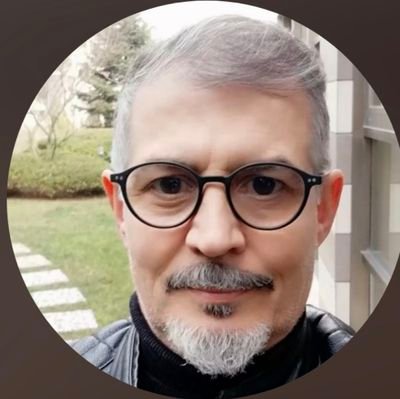 kedidelisiayhan's profile picture. Atatürk, Beşiktaş, Şile, ♏, ⚓,                                       ❤️💟🖤🐾