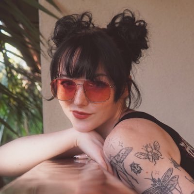 Lana Bee 🔪さんのプロフィール画像