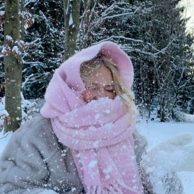 bloxyhannie's profile picture. 