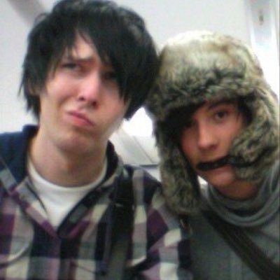 ja3isnotonfire's profile picture. jaejoong and philip lester kissed in my dream