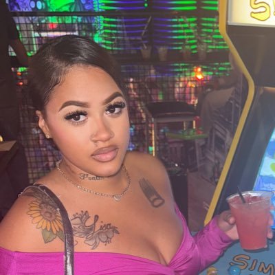 TiaraOmo's profile picture. 