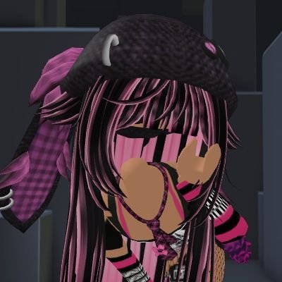 oscurafox's profile picture. (⁠ ⁠╹⁠▽⁠╹⁠ ⁠)