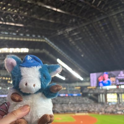 komugikosan819's profile picture. F 18