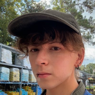 FemFaytality's profile picture. I don't know what to put here | Please be nice |🏳️‍⚧️| 8/29/2023 | Bau Bau | grey ace✌️| AuDHD | L5 💀 |