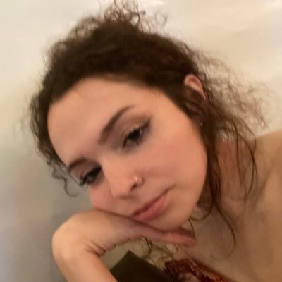 pigwithwings's profile picture. Gym, Tan, Laundry, etc