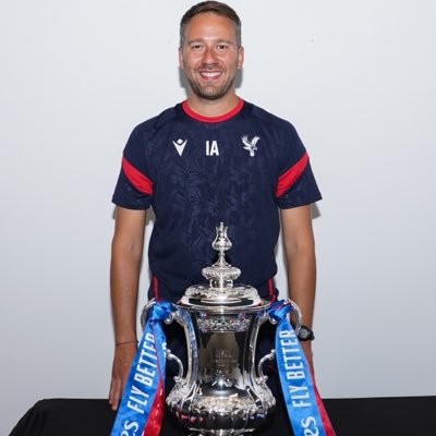 storyofadream93's profile picture. 