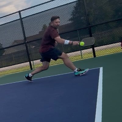 tannerkuyk's profile picture. d-_-b student of the world ... sports junkie … Suicide Awareness! 9-8-8 https://t.co/vEdsfvZPlp