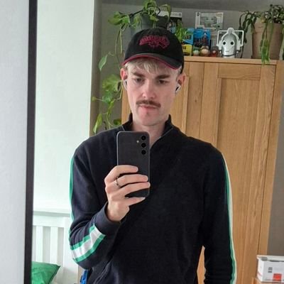 ashertherashers's profile picture. Just your friendly neighbourhood video meme guy!