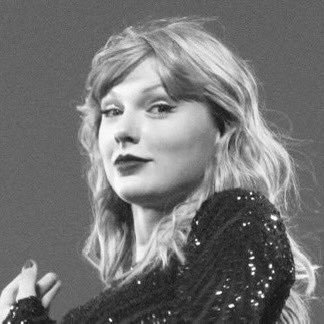 snakenagas's profile picture. 🐍she/him🌱