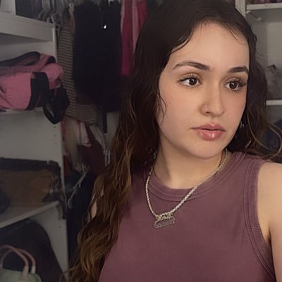 xrzxbxlx's profile picture. 