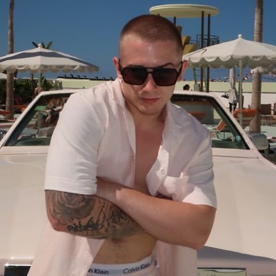 ArrDeeTweets's profile picture. Unapologetically me in a world full of sheep       enquiriesarrdee@gmail.com