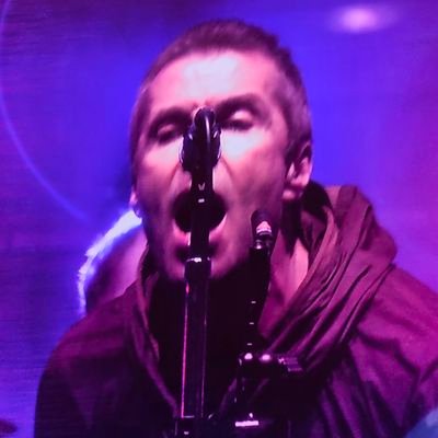 robv__2000's profile picture. California Rest In Peace