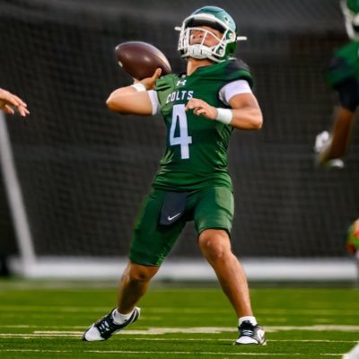 Eth4nrob1do's profile picture. C/o ‘29 Qb @Ahscoltfootball| God first| 5’9 160| 4.7 40 yard dash| 3.4 Gpa|