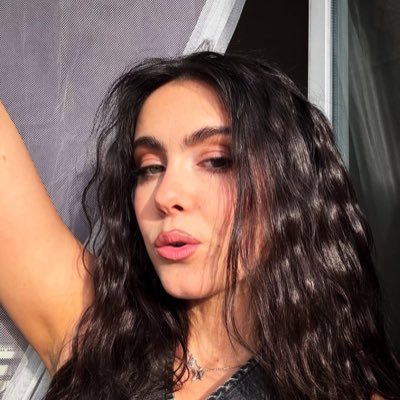 gabi Profile