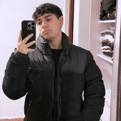 yamilgarcia12_'s profile picture. •22• 🦁