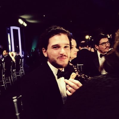 _mv1z's profile picture. @RealMadrid|| اقتلُ الصبي يا چون سنو ، فالشتاء يدنو " || @AlwaslSc