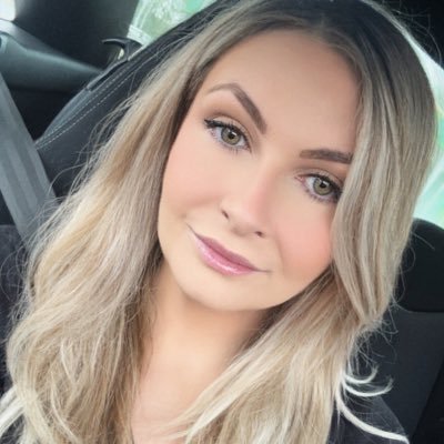 Lucycaulfield's profile picture. karma is a cat purring in my lap because it loves me