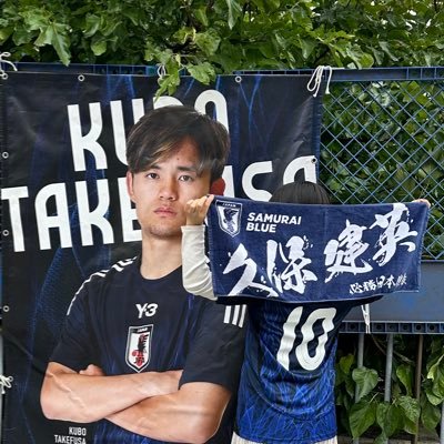 14221108h's profile picture. 日本語下手です✌︎︎( ◜▿◝ )