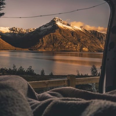 AzulDdunit's profile picture. 