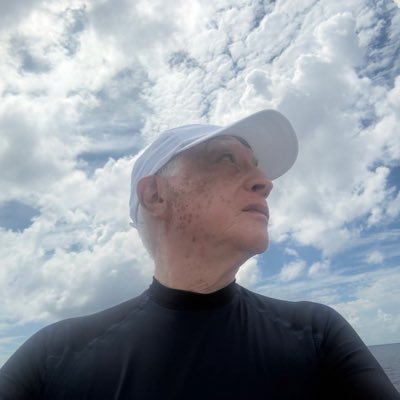 SapisimoG's profile picture. La riqueza de los pueblos son sus trabajadores! IPN ESIA 79-84 #FUERZAAMLO