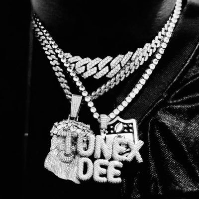 officialtunexd's profile picture. God First. Business tips, 📈 trading moves,laughs,game predictions,, & memes that hit hard. Your one-stop hub for entertainment & profit! @chelseafc ⚽️ 🏀🎾🏒