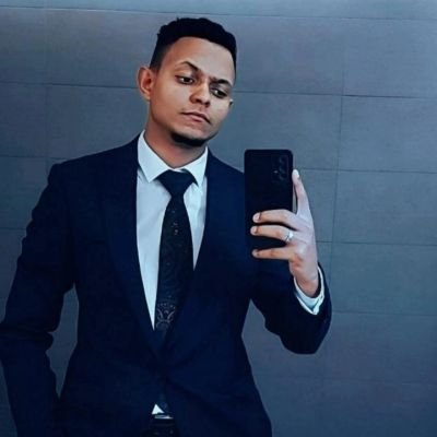 3del_alsanosy12's profile picture. نُسانِد أنفسنا بأنفسنا مكِتفيين بـأنفسنا حد الاكتفاء'🤍
  IT💻ヅ

♛@RealMadrid♛    

♛@ACMILAN♛    

♛@alnasser_ly ♛