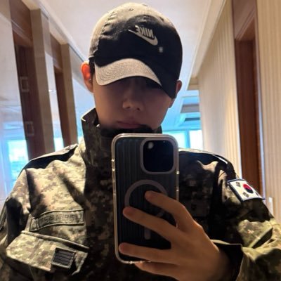NASH357_'s profile picture. 인피니트: 251025 (우현🔜) • 250815 (동우) • 250222 • 181020 (성종) • 180805 (성종) • 180311 (동우) • 151113 ✦ 위너: 251101 (🔜) • 200118 • 180319 (승훈) • 181014