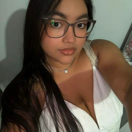 lydag_'s profile picture. Nacemos, crecemos, sufrimos, hacemos sufrir, morimos y nacen otros para volver empezar la comedia inútil