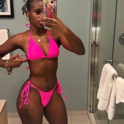 ShermyiaaLashay's profile picture. Just vibe twin🍒🤤