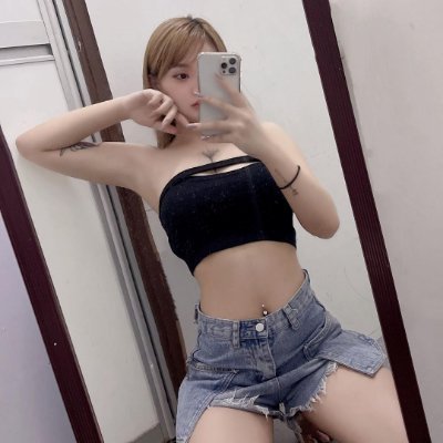 Vpg4XQud9899K2w's profile picture. 只希望以後越來越好