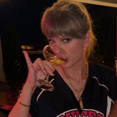 fictiontears's profile picture. i’m just a girl written by taylor swift